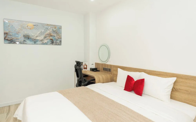 Myrcella Apartment