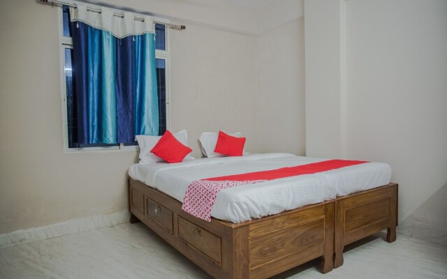 OYO 18293 Dream Homes