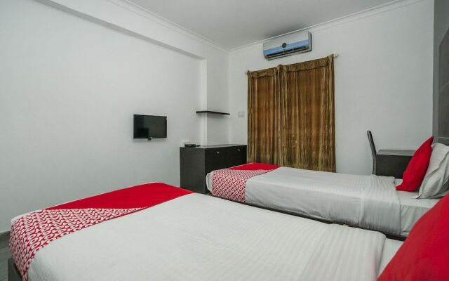 Collection O Premium 36894 Golden Sands Koramangala