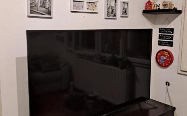 Apartment Pops 2