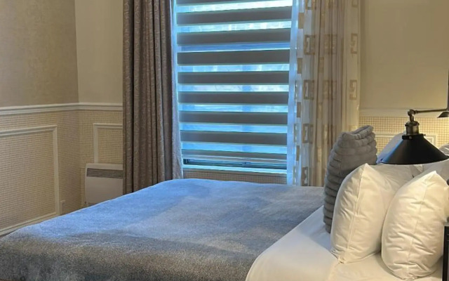 Parc Suites Hotel