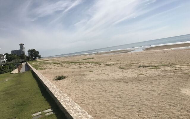 The Energy Huahin by Jammy