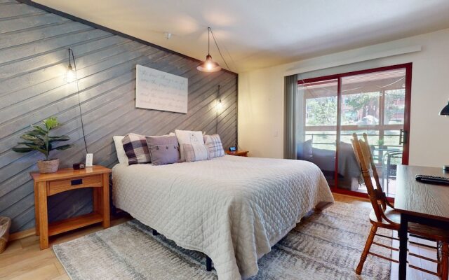 Aspen Creek #115 2 Bedroom Condo by RedAwning
