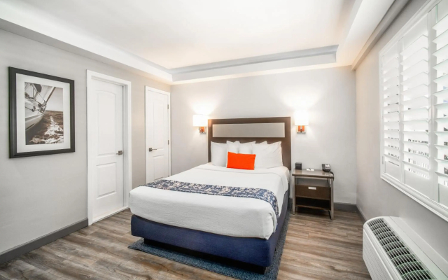 Inn at 50 at Long Beach Convention Center