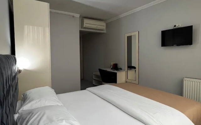 Hotel Buyar