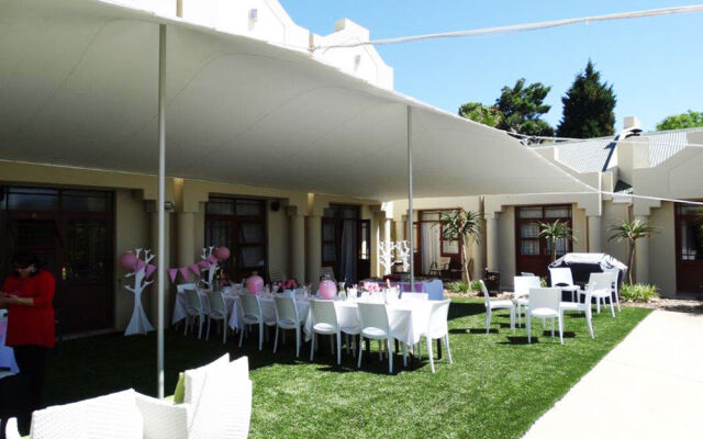 Feathers Boutique Hotel
