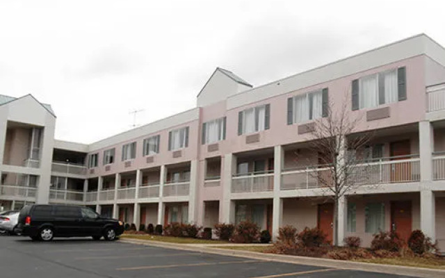 Econo Lodge Burr Ridge