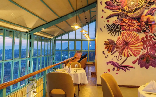 Mhendo Hotel & Studio Suites