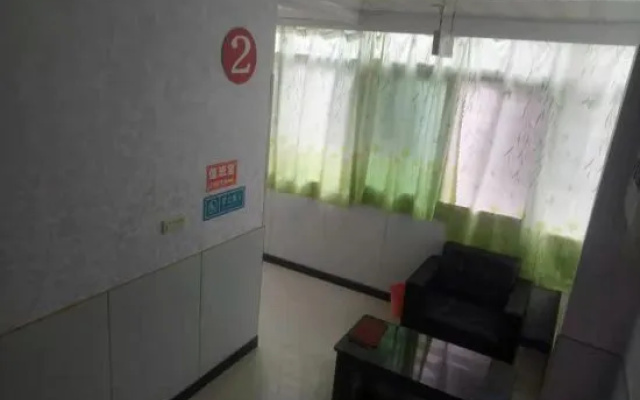 Chizhou Yaoyuan Express Hotel