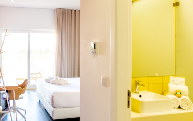 RIDE Surf Resort & SPA