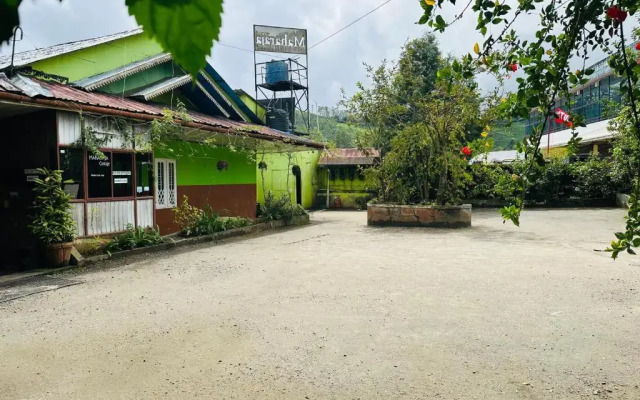 Maharaja Country Resort