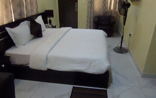 Providence Hotel and Suites