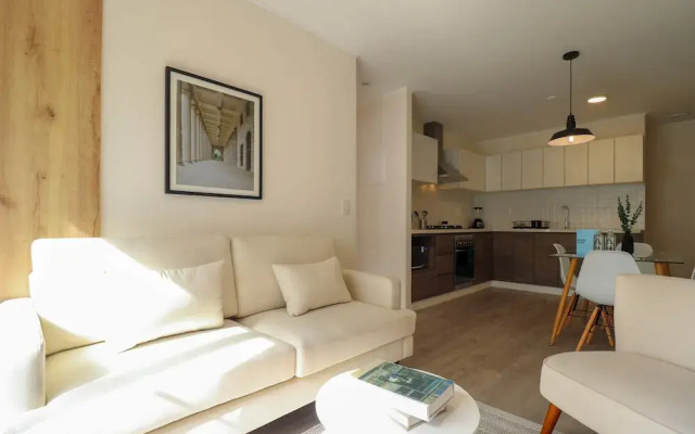 w Exceptional 2BR w Balcony in Barranco