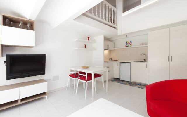 Apartamentos MR La Racona
