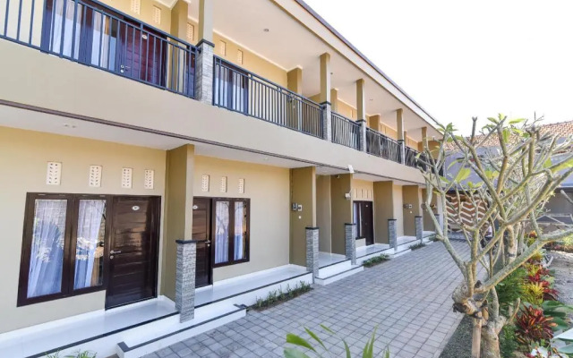 RedDoorz Plus near Jalan Imam Bonjol Denpasar