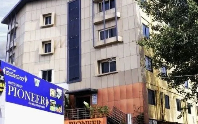 Pioneer Hotel