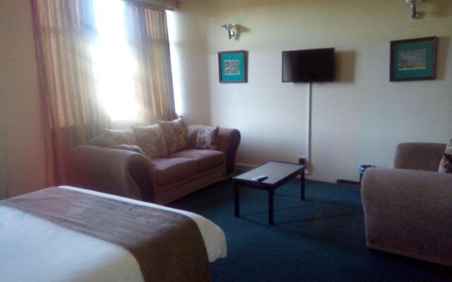 Bulawayo Central Lodge