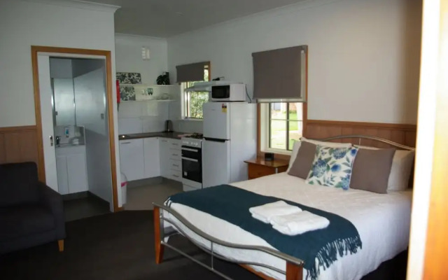 Greenvale Holiday Units