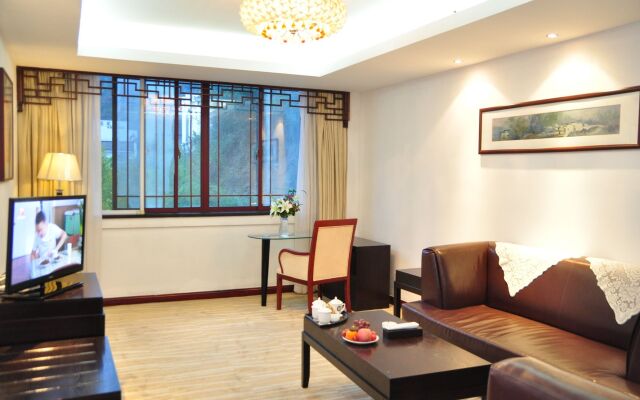 Xidi Taoyuan Hotel