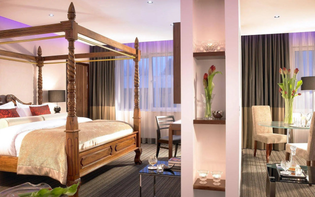 Rochestown Park Hotel