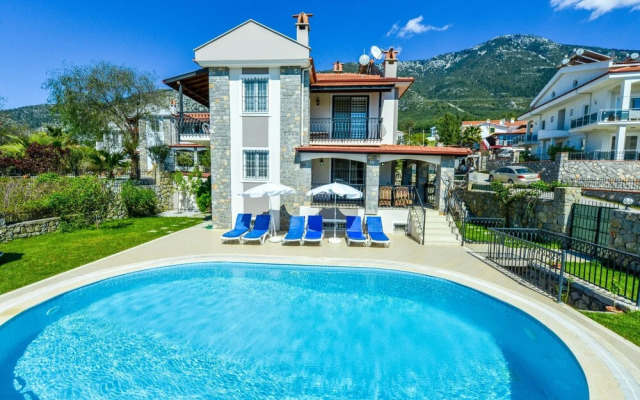 Oriana Villa