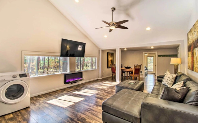 Deck & Grill: Pet-friendly Lakeside Cabin