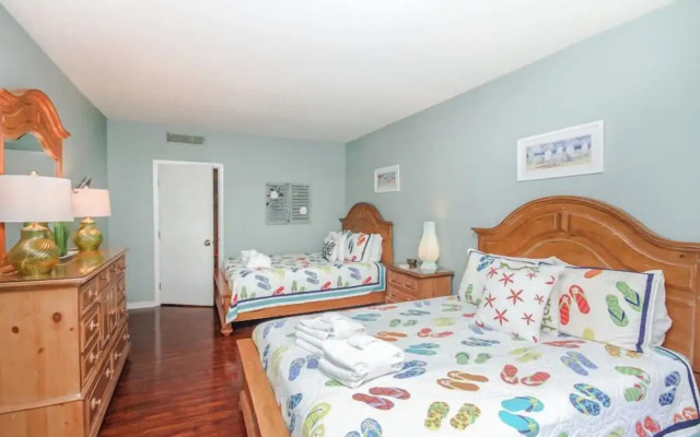 Village House by Vtrips