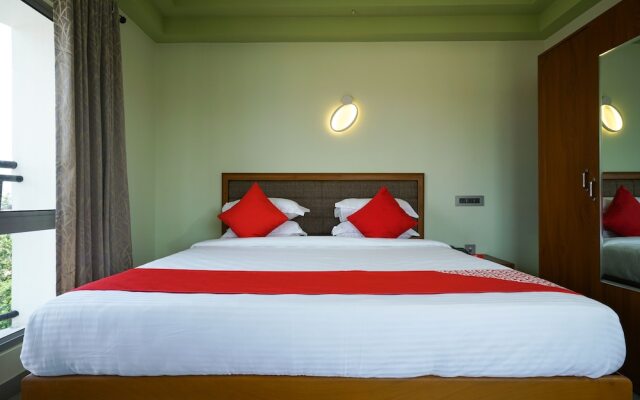 Capital O 19554 Hotel Garden