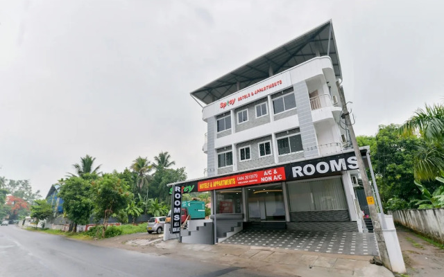 OYO 14879 Home Elegant 1BHK Kochi Airport