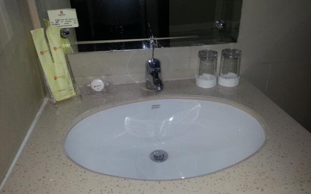 Parkway Hotel
