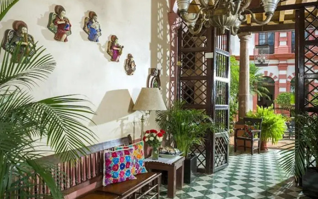 Mesón de Santa Elena Hotel Galeria