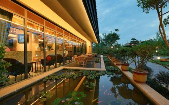 Xi'an Shijingli Blossom House · Yulu