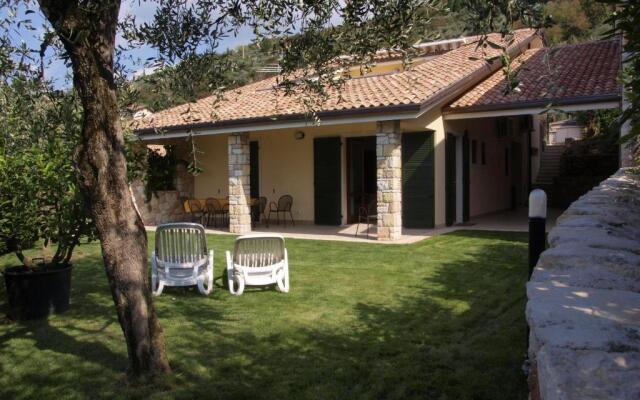 ApartmentsGarda - Canevini Residence