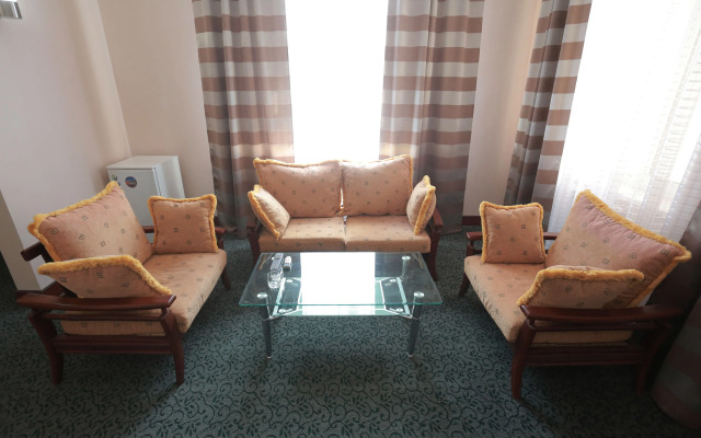 Hotel Termez Intourist