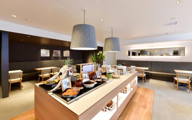 Vessel Inn Sakae Station
