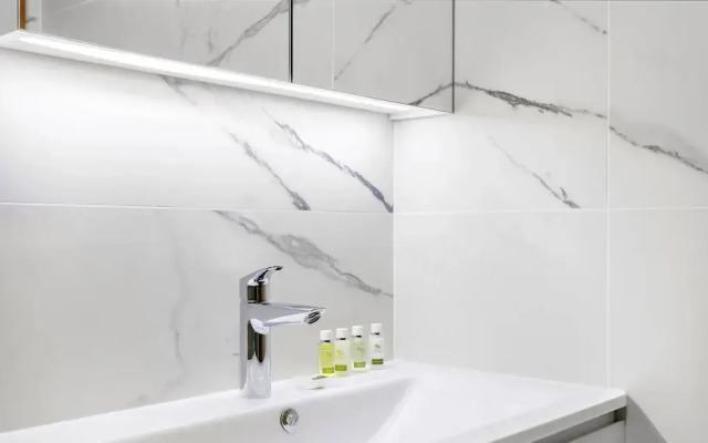 WelHome - Lovely Studio Apartment in Production City