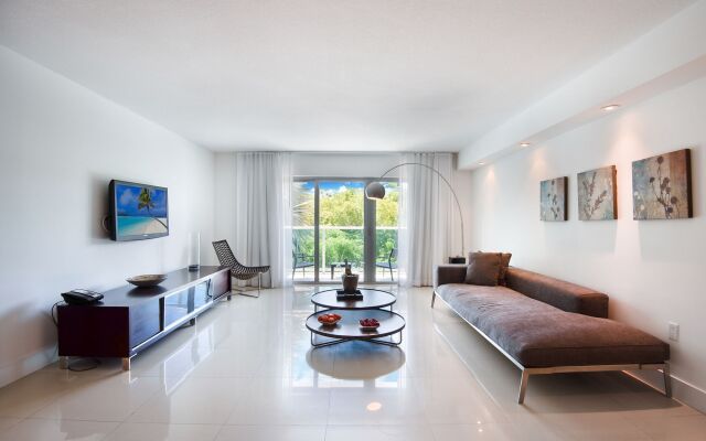 Beach Haus Bal Harbour