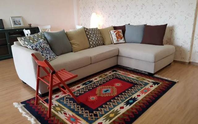 Redcliff Apartments