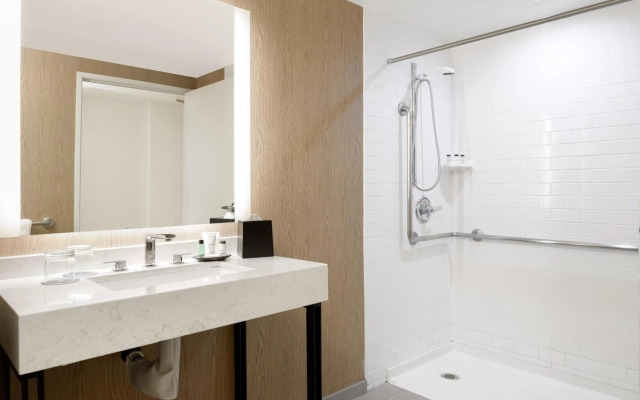 Sheraton Cerritos Hotel