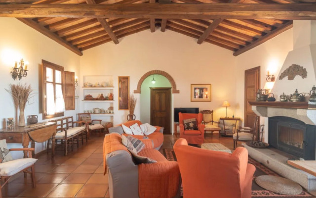 House Rita Palau