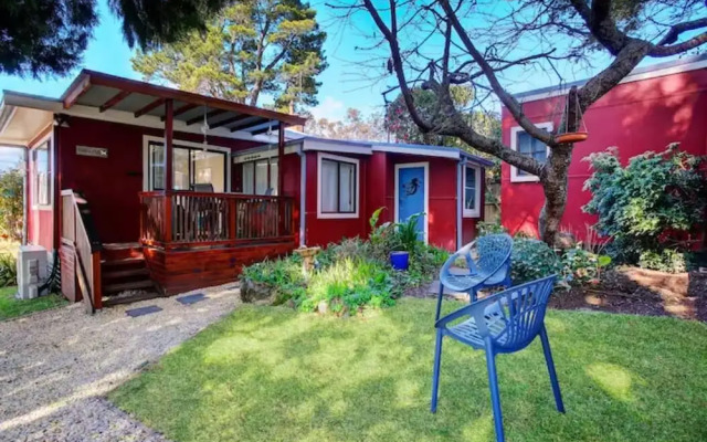 Tullys Hut - Walk to Hikes, Waterfalls, Views