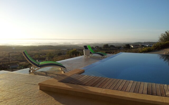 Modern Villa in Caldas da Rainha by the Sea