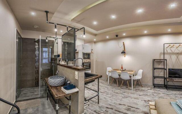 Downtown Boutique Suite