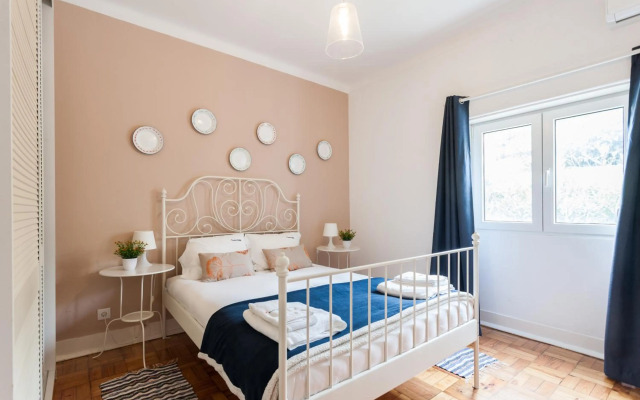 FLH Cascais Apartment with Terrace