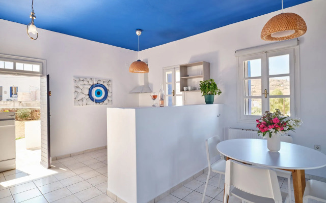 Aria Kimolos Residence