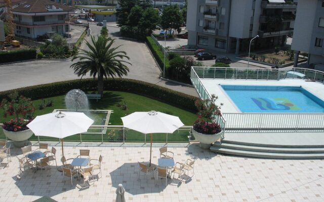 Mood Hotel