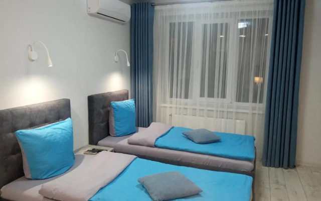 Апартаменты Weekend Inn