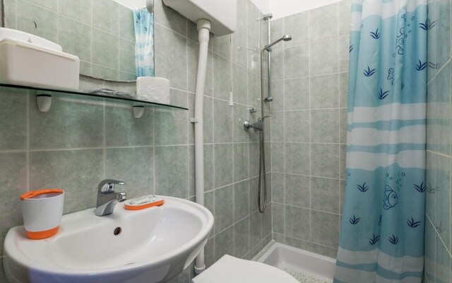 Stunning Apartment in Pobri With Wifi