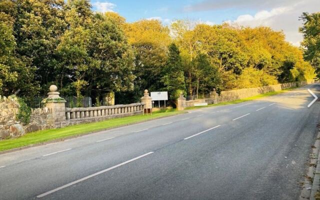Snowdonia Holiday Cabin In Caernarfon North Wales