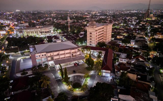 Sapadia Hotel & Convention Lombok